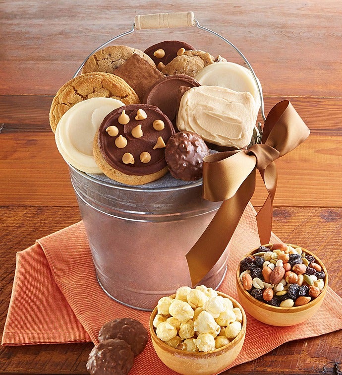 Peanut Butter Treats Pail