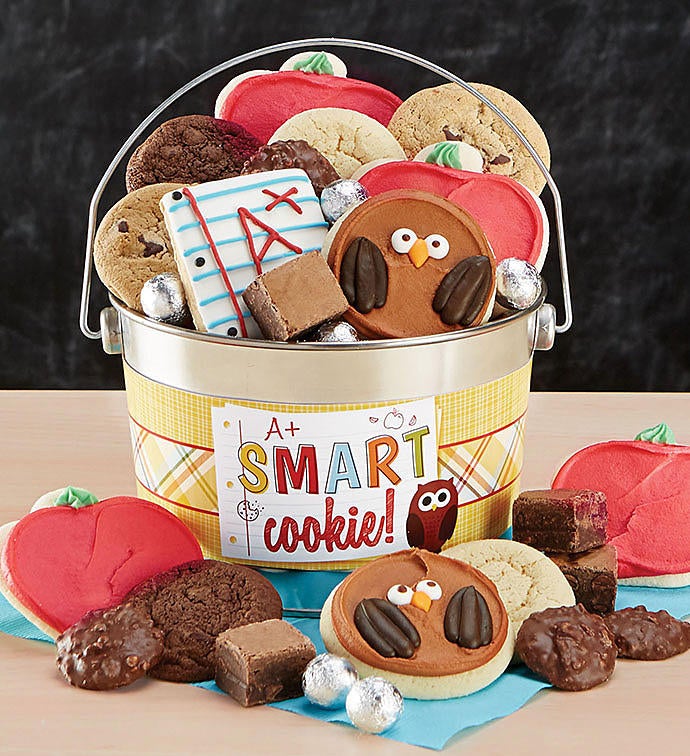 A+ Smart Treats Pail