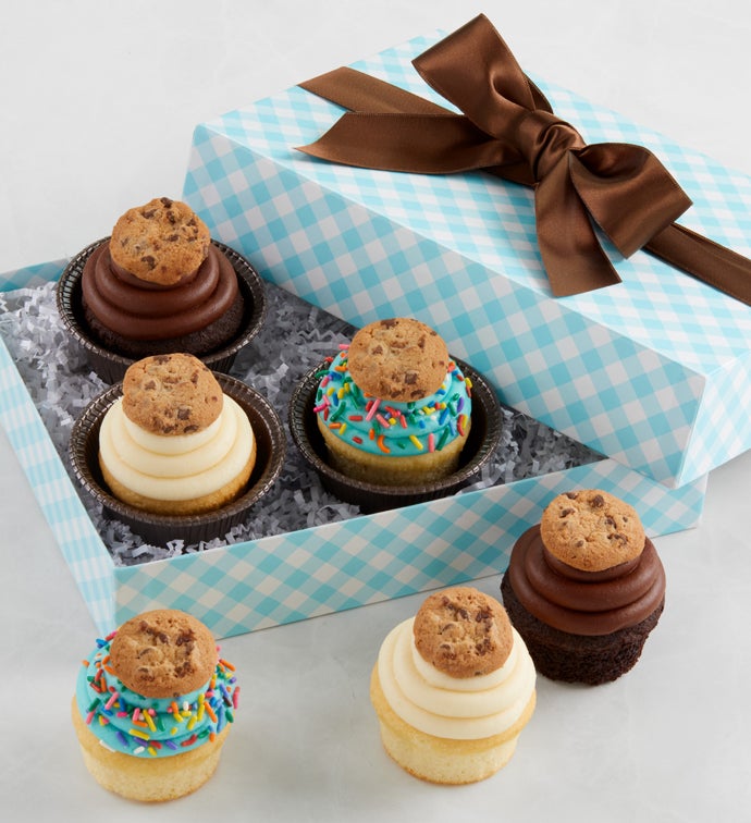 Buttercream Frosted Assorted Cupcakes   6 cupcakes