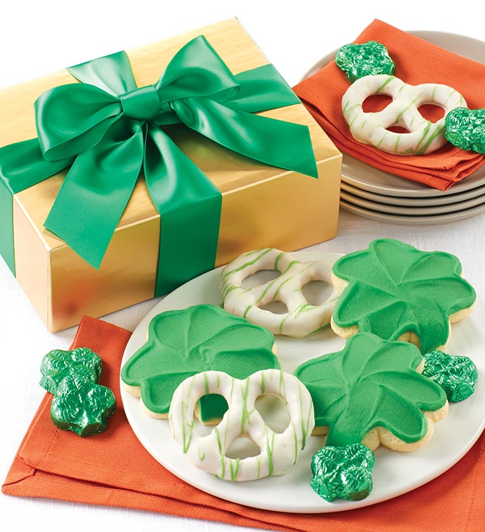 St Patrick’s Day Cookies Pretzels and Chocolates