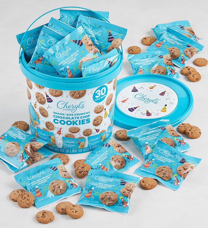 Party Crunchy Chocolate Chip Cookie Bags 30-Pack Pail