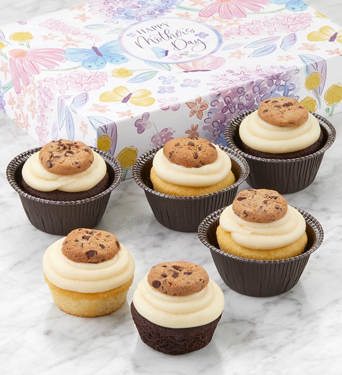 Buttercream Frosted Chocolate & Vanilla Mother’s Day Cupcakes   6