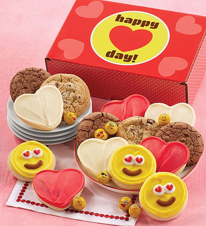 Happy Heart Day Valentine Gift Box